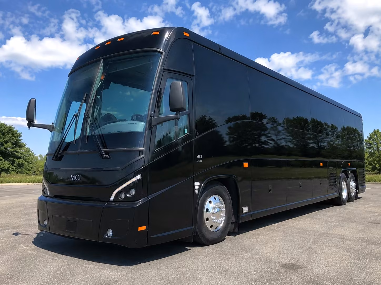 corporate event shuttle bus rentals in des moines keep your team moving