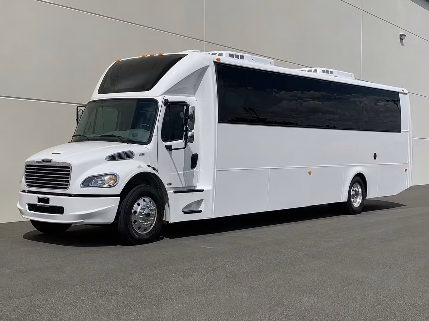 des moines prom night party buses that keep the energy high before you even arrive