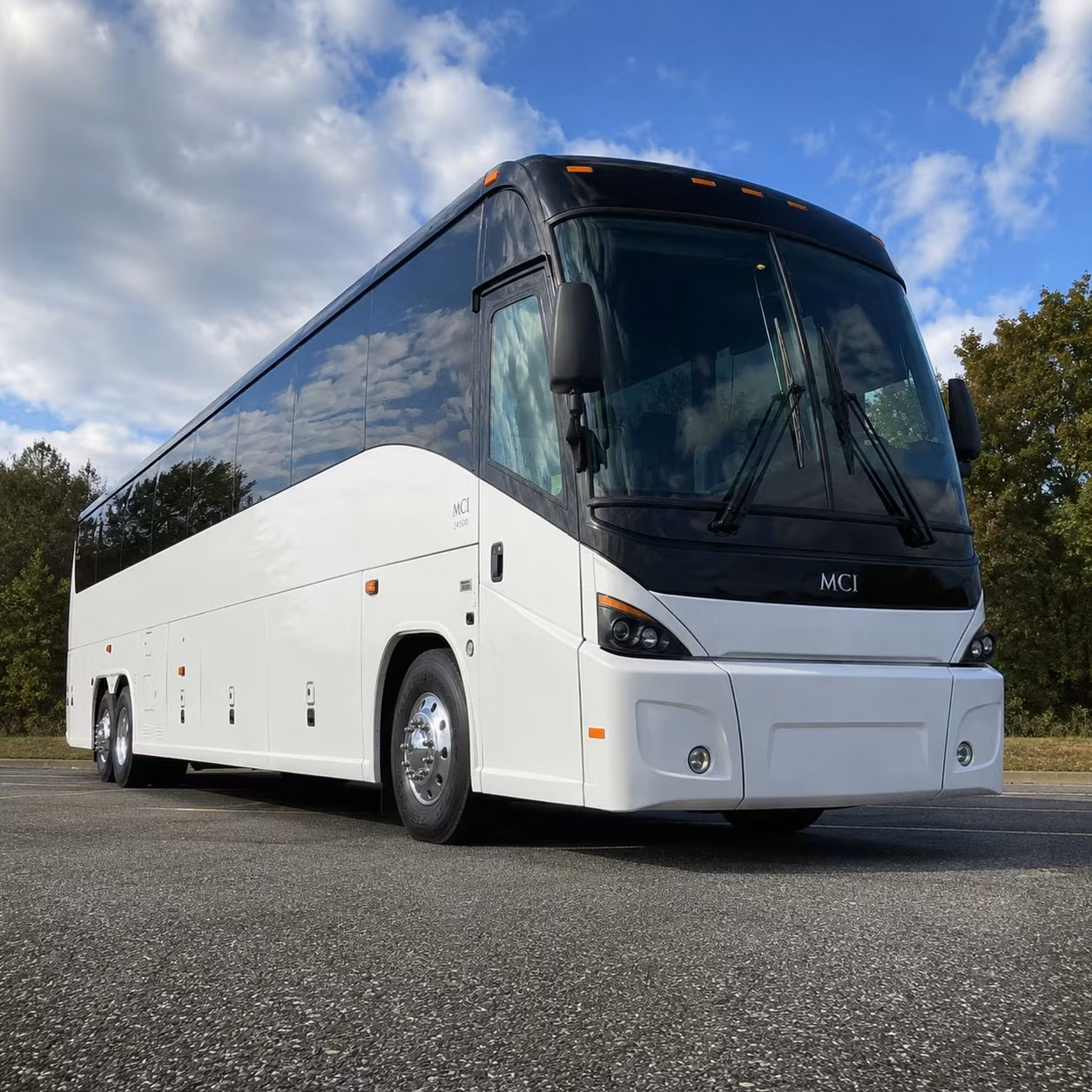 does the day of the week change what a charter bus costs in des moines
