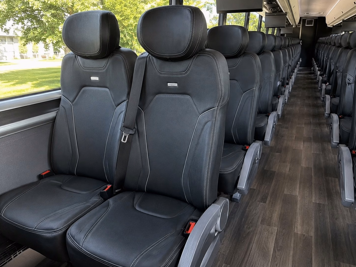iowa state cyclones fan bus rentals from des moines to ames