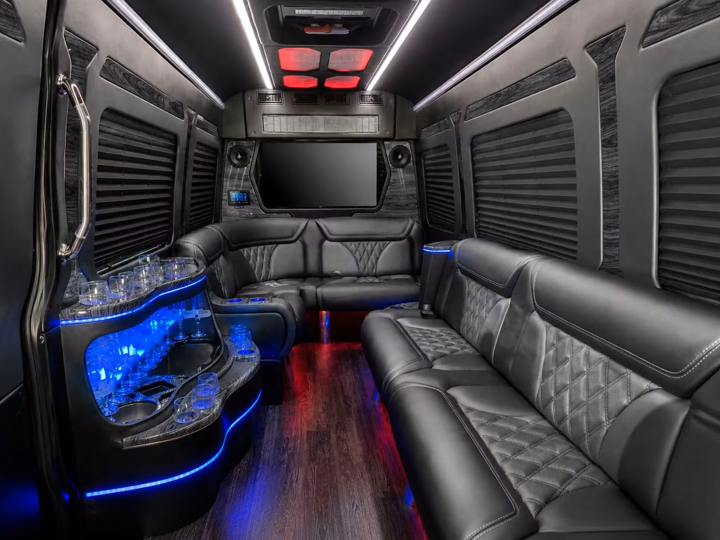 remote parking and park and ride shuttle solutions near des moines