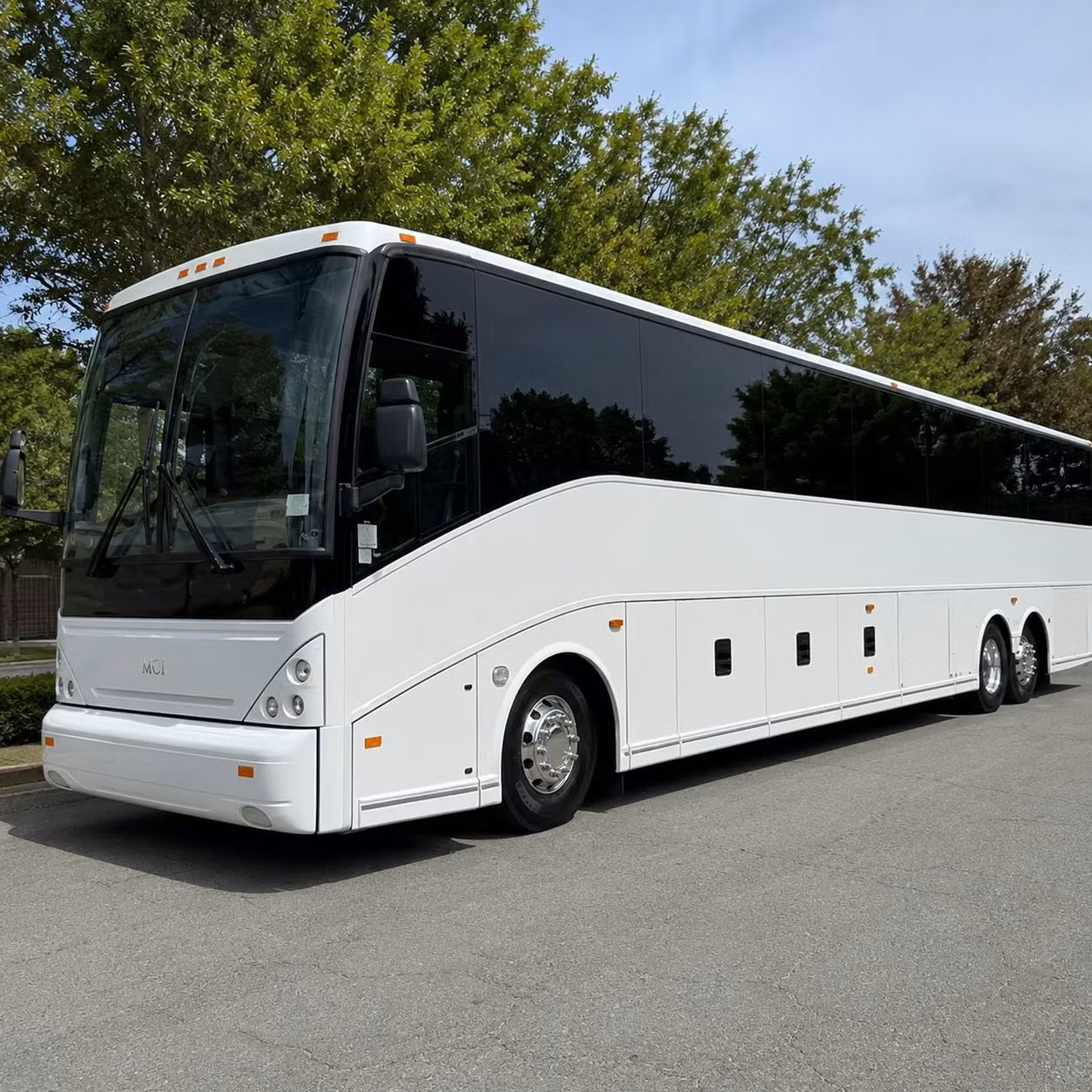 seamless group transfers to and from des moines international airport